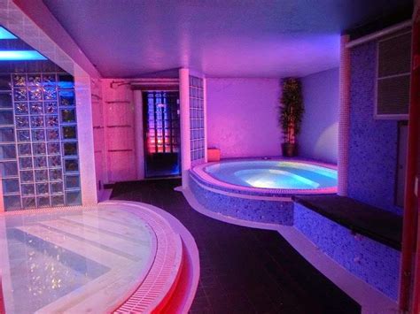 gay sauna antwerp|Antwerp Gay Saunas & Cruising Bars